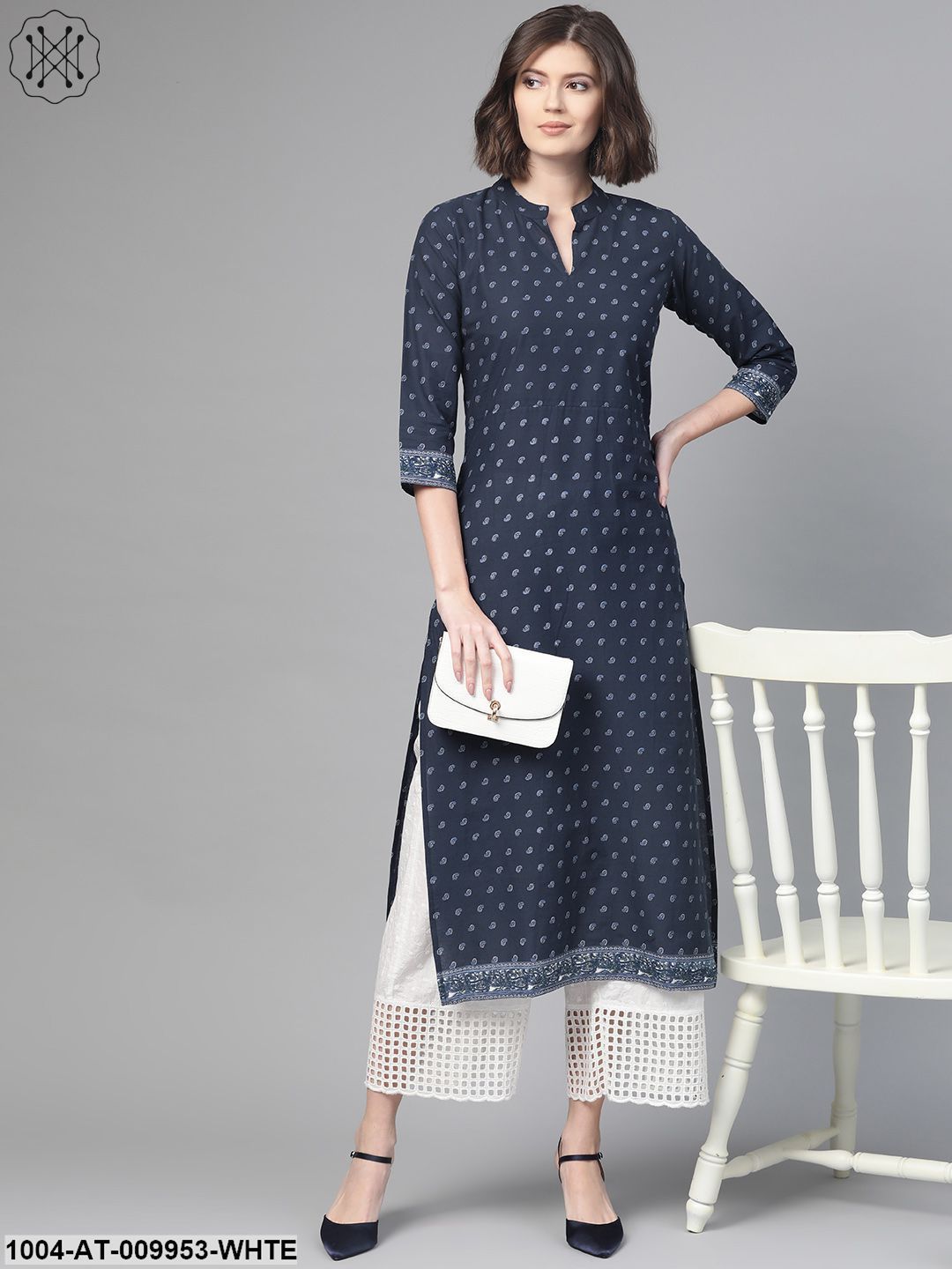 Women Navy Blue & White Cotton Straight Ethnic Motifs Printed Kurta