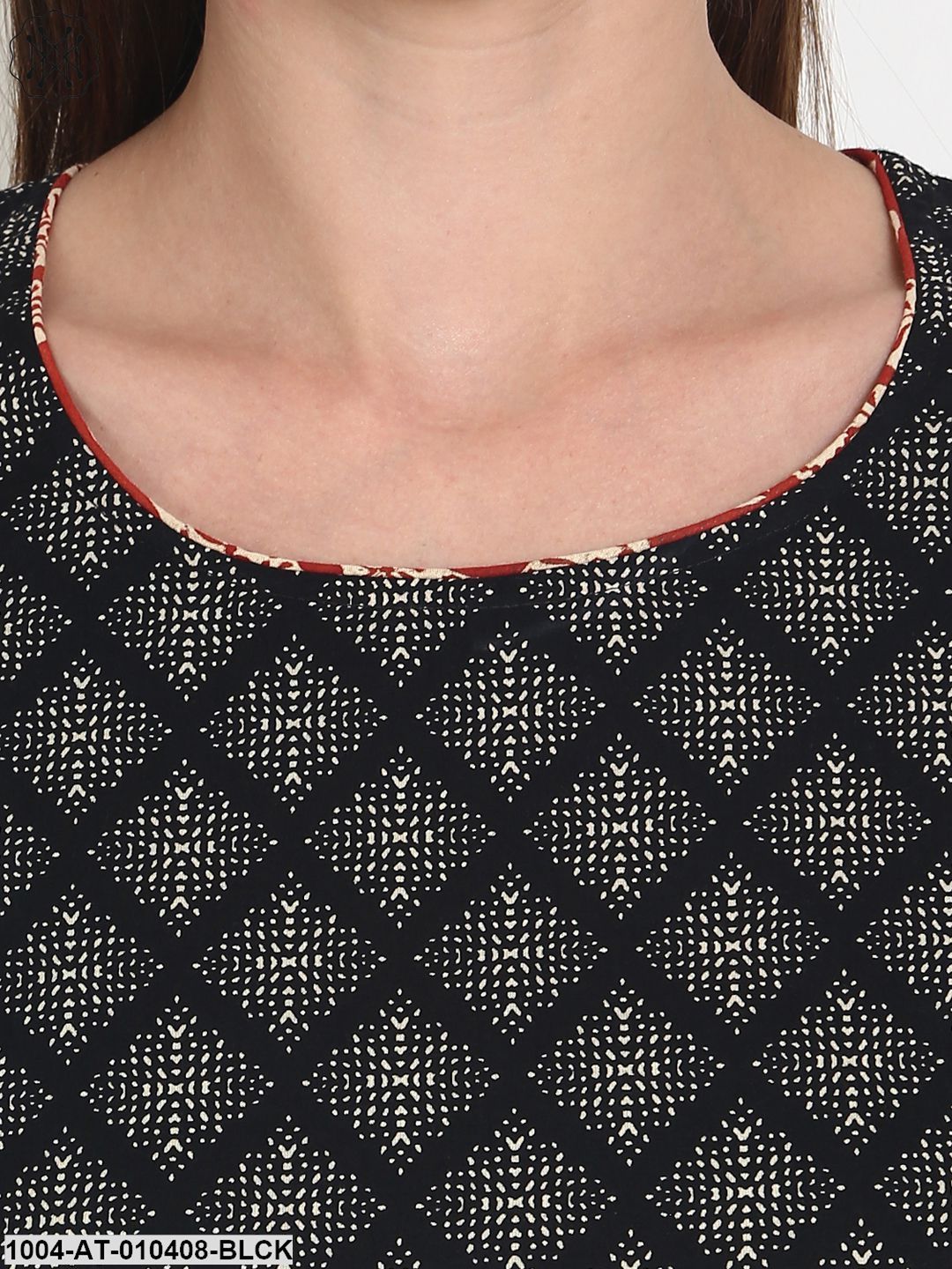 Women Printed Black Sleeveless Round Neck Cotton Straight Kurta