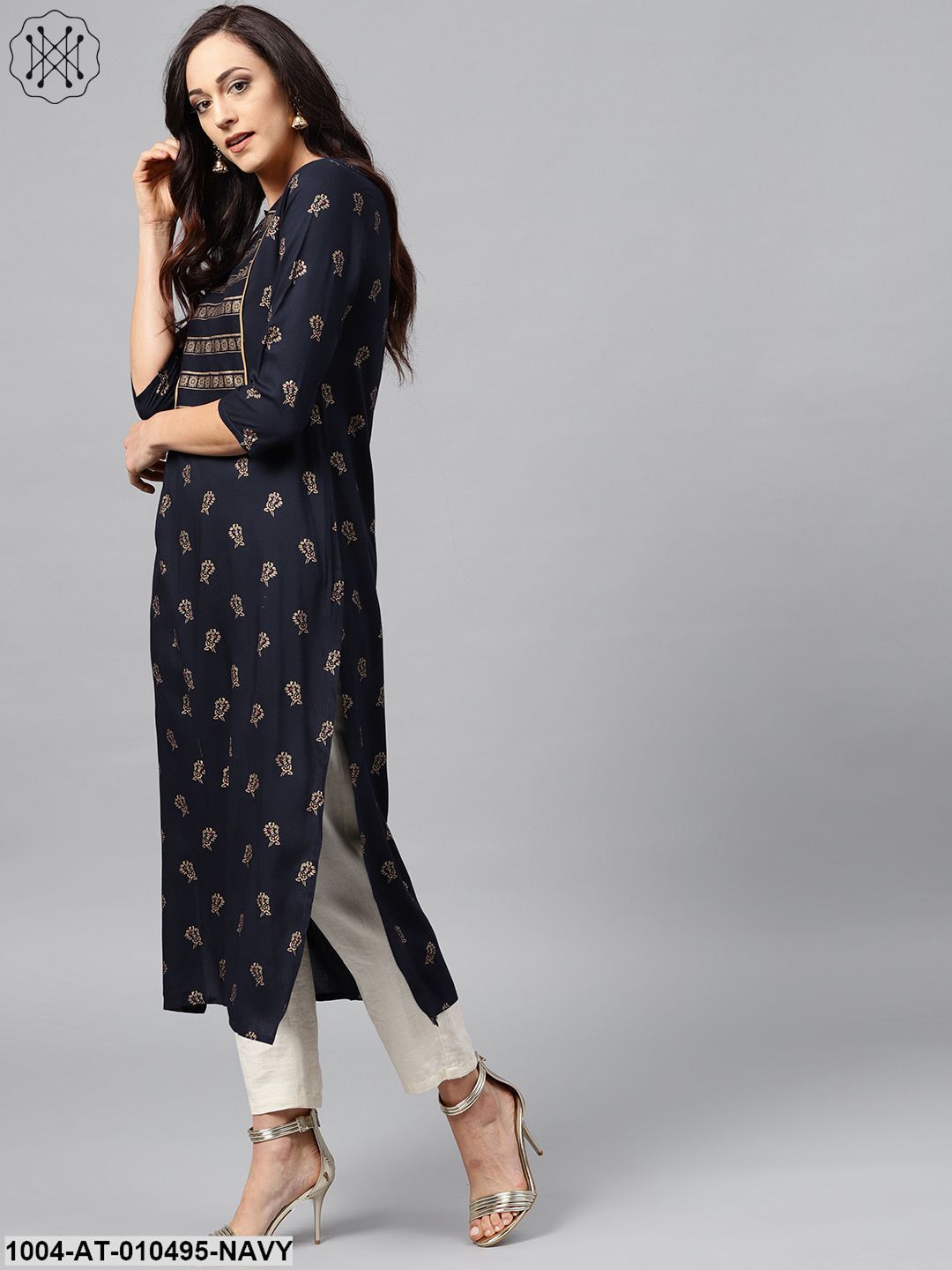 Navy Blue Kurta With Front Yoke With 3/4 Sleeves