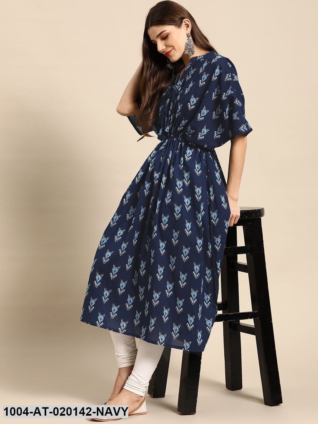 Navy Blue & Off White Ethnic Motifs Screen Print Flared Sleeves Kaftan Kurta