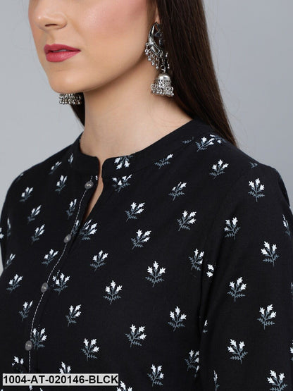 Black Floral Printed Straight Three-Quarter Sleeved Kurta