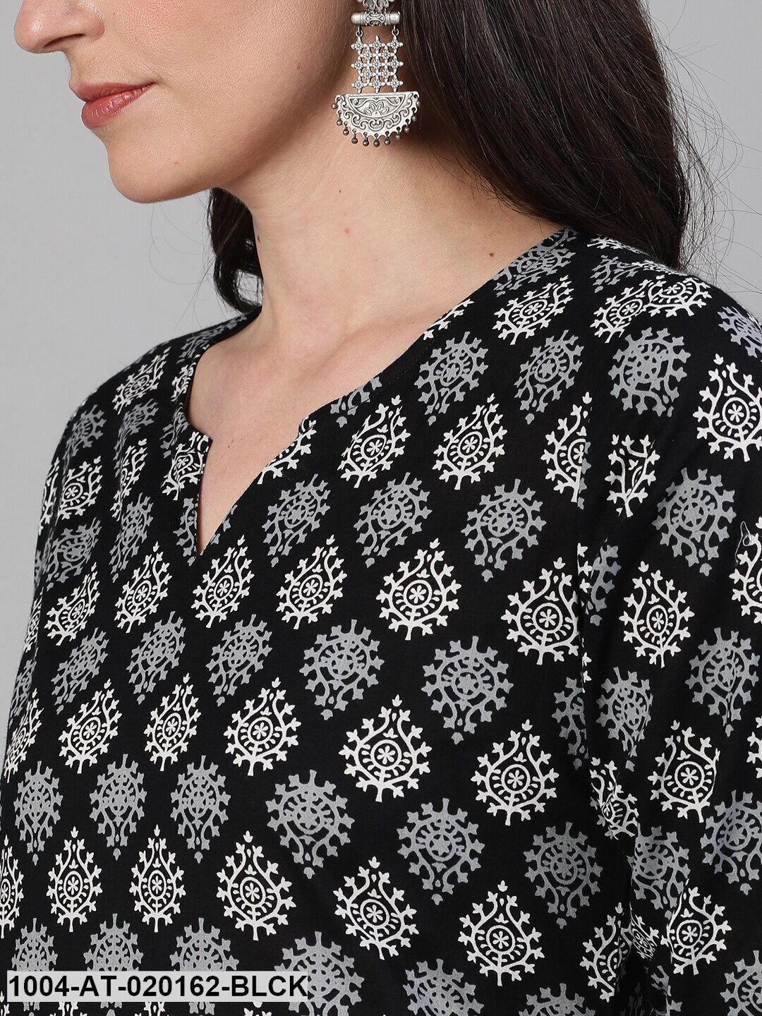 Black  White Ethnic Motifs Printed Kurta