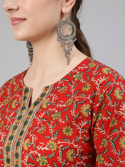 Red Floral printed  Straight Kurta With Three Quarter Sleeves