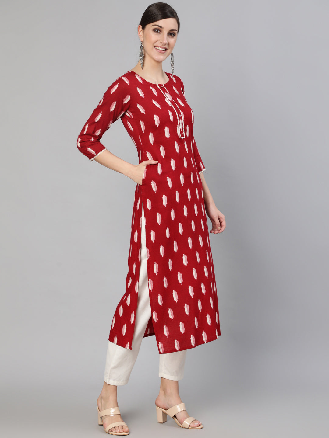 Maroon Geometric Printed Kurta With Three Quarter Sleeves