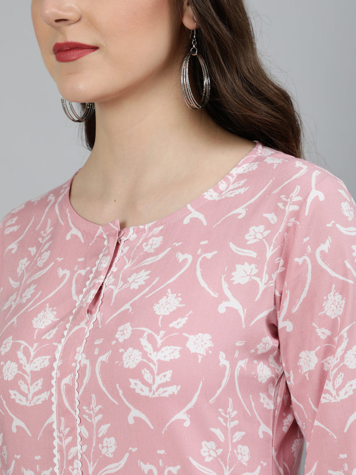 Pink Printed Straight Kurta With Three Quarter Sleeevs