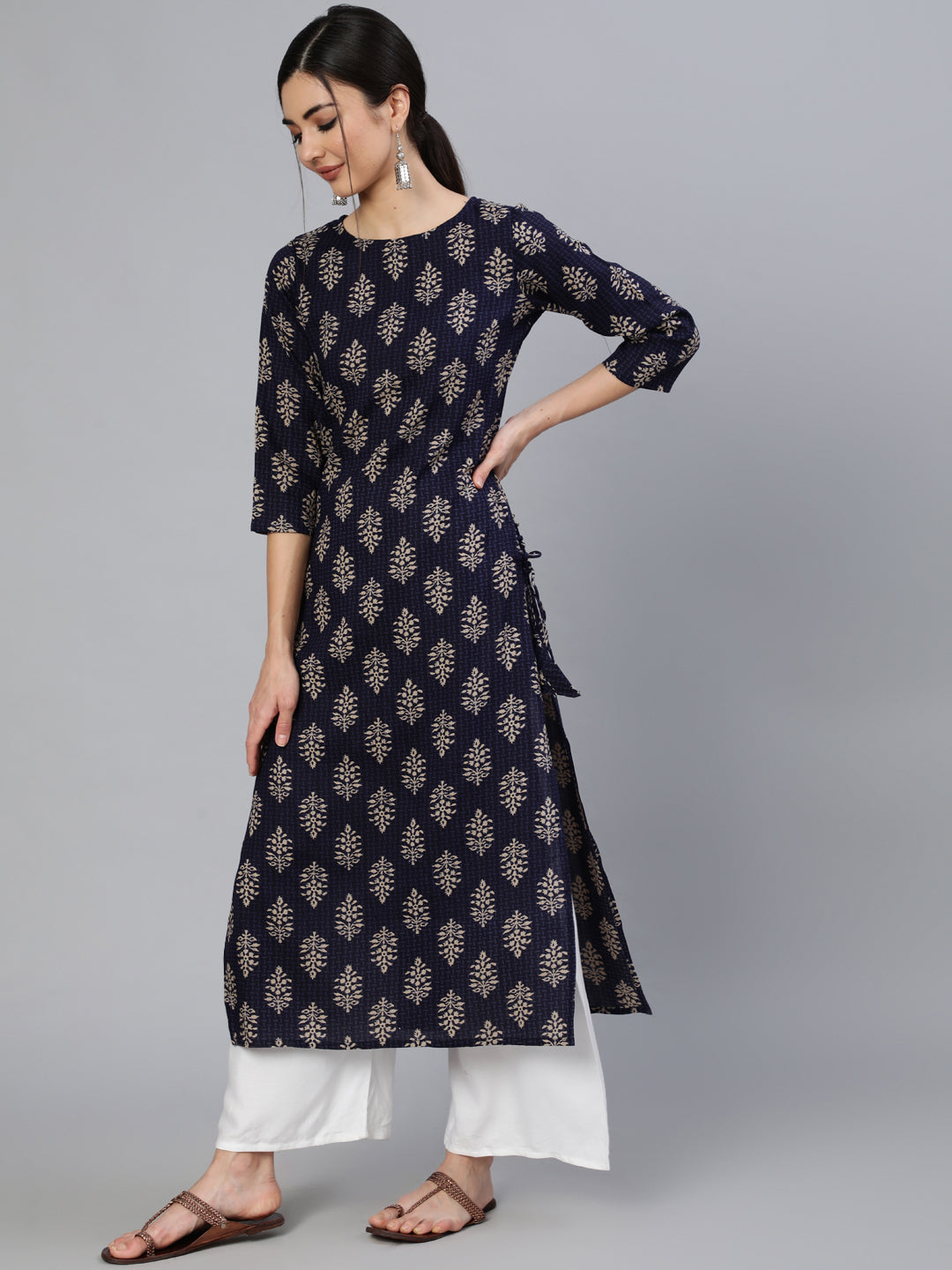 Navy Blue Ethnic Printed Straight Kurta With Three Quarter Sleeves