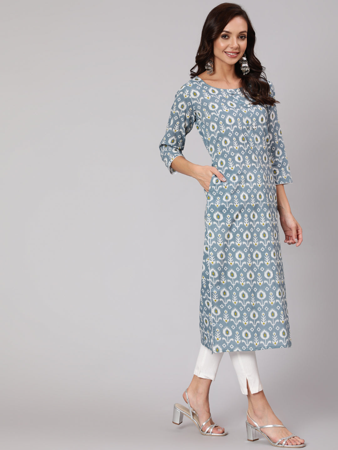 Grey Abstrak Printed Straight Kurta With Three Quarter Sleeves