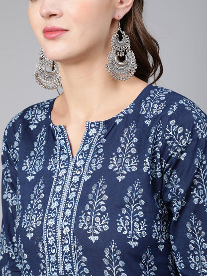 Blue Ethnic Printed Straight Kurta With Three Quarter Sleeves