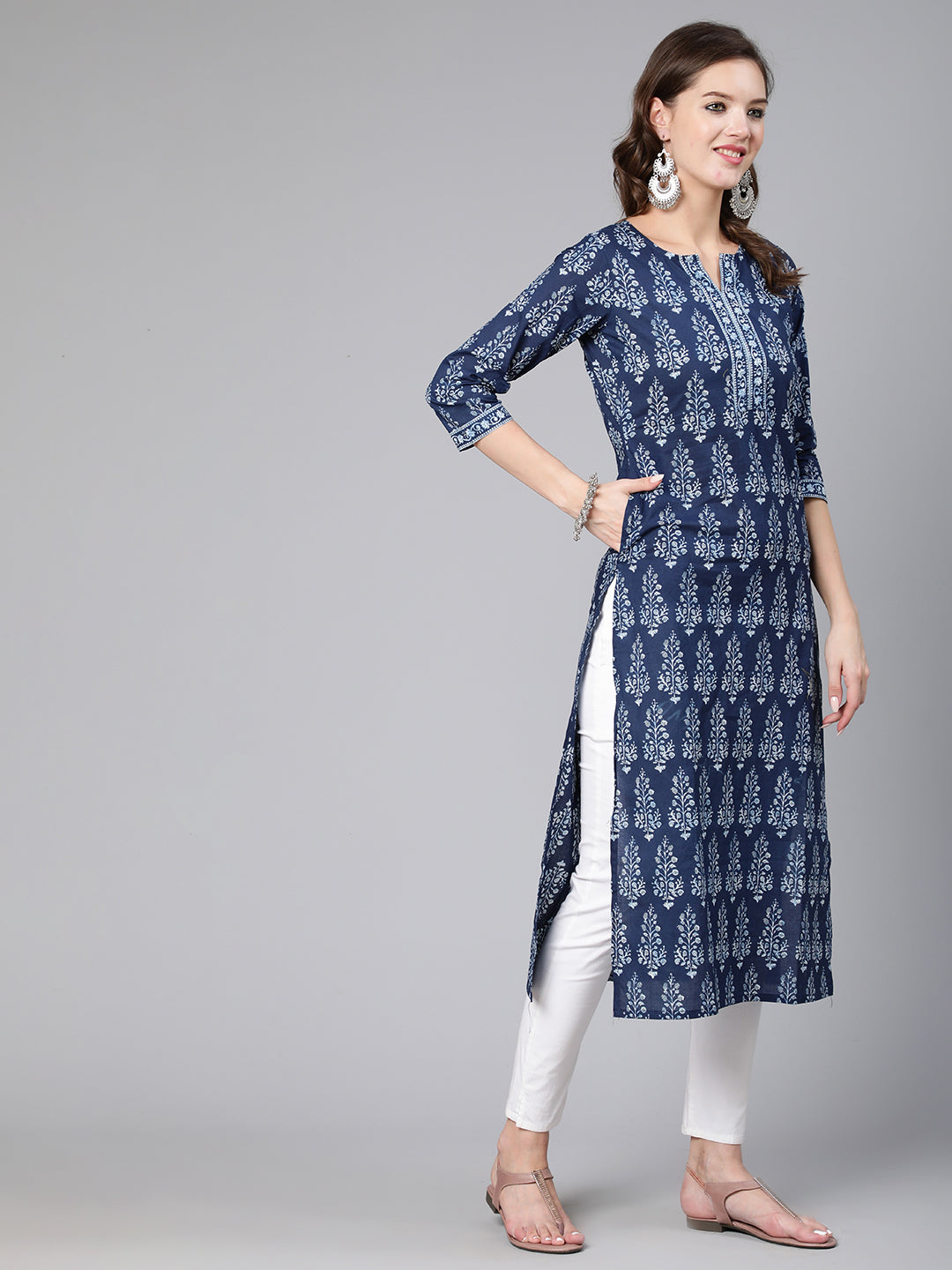 Blue Ethnic Printed Straight Kurta With Three Quarter Sleeves