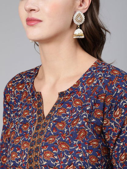 Blue & Beige Floral Printe Straight Kurta With Three Quarter Sleeves