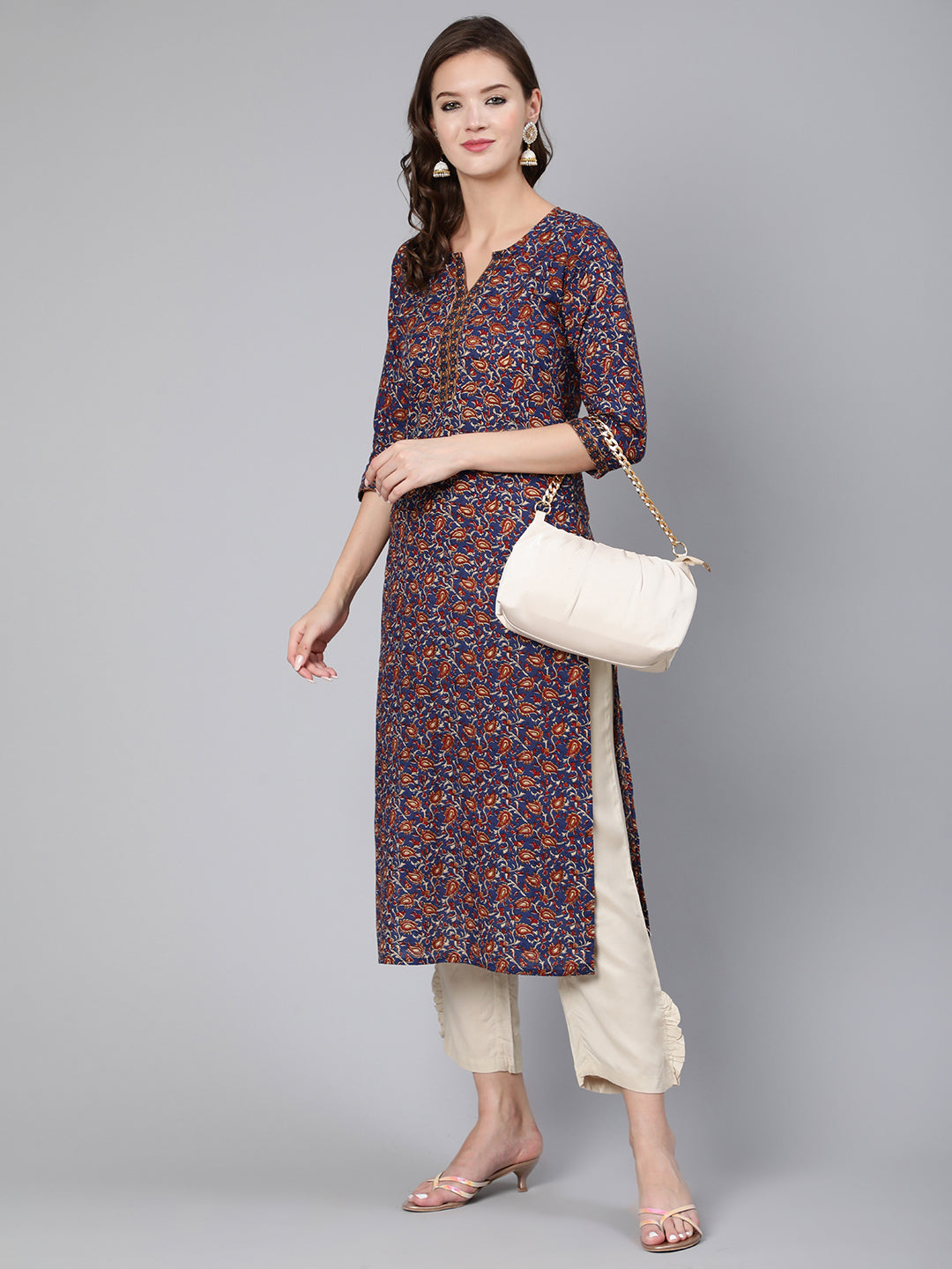 Blue & Beige Floral Printe Straight Kurta With Three Quarter Sleeves