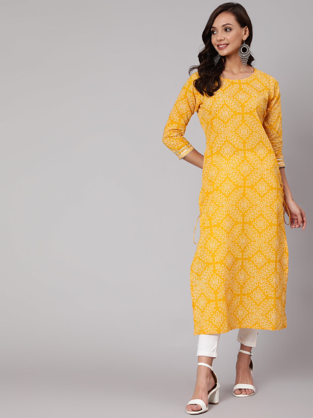 Yellow Bandhani Printed Straight Kurta With Three Quarter Sleeves