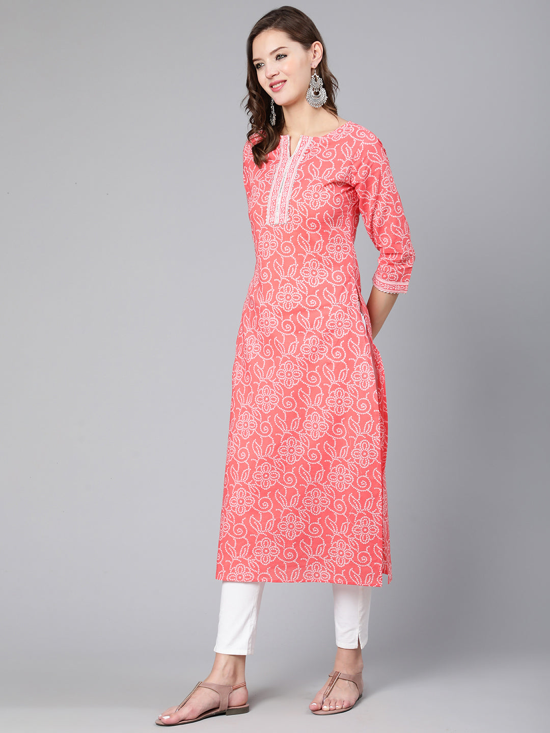 Pink Bandhani Printed Straight Kurta With Three Quarter Sleeves