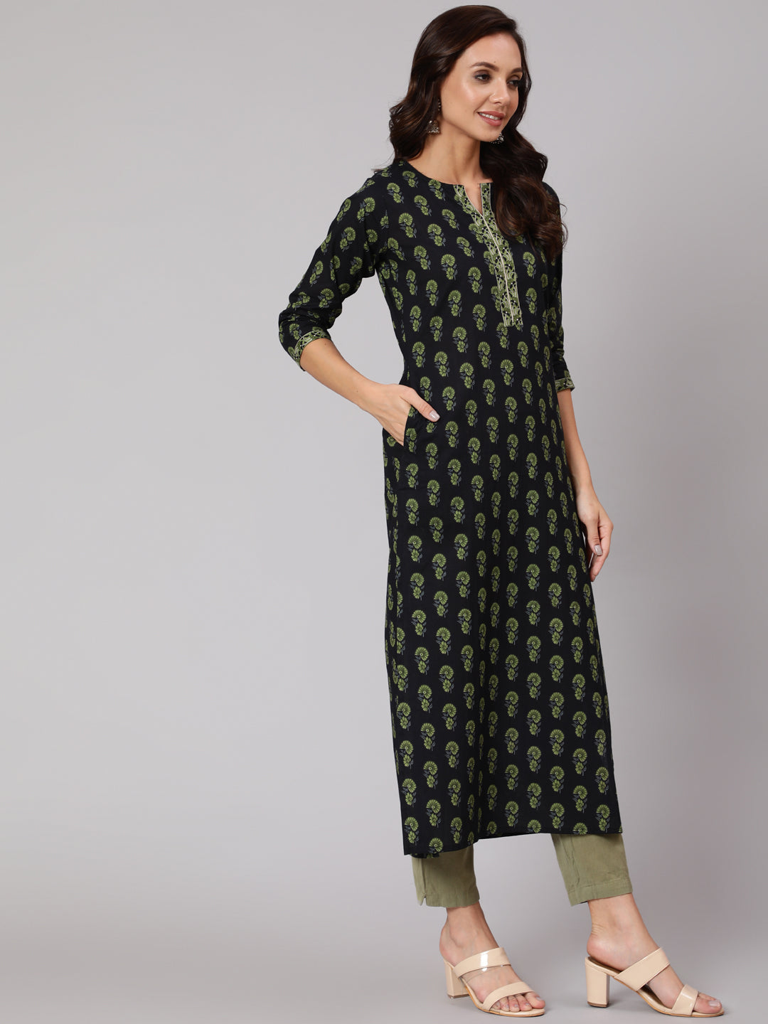Blue Ethnic Printed Straight Kurta With Three Quarter Sleeves
