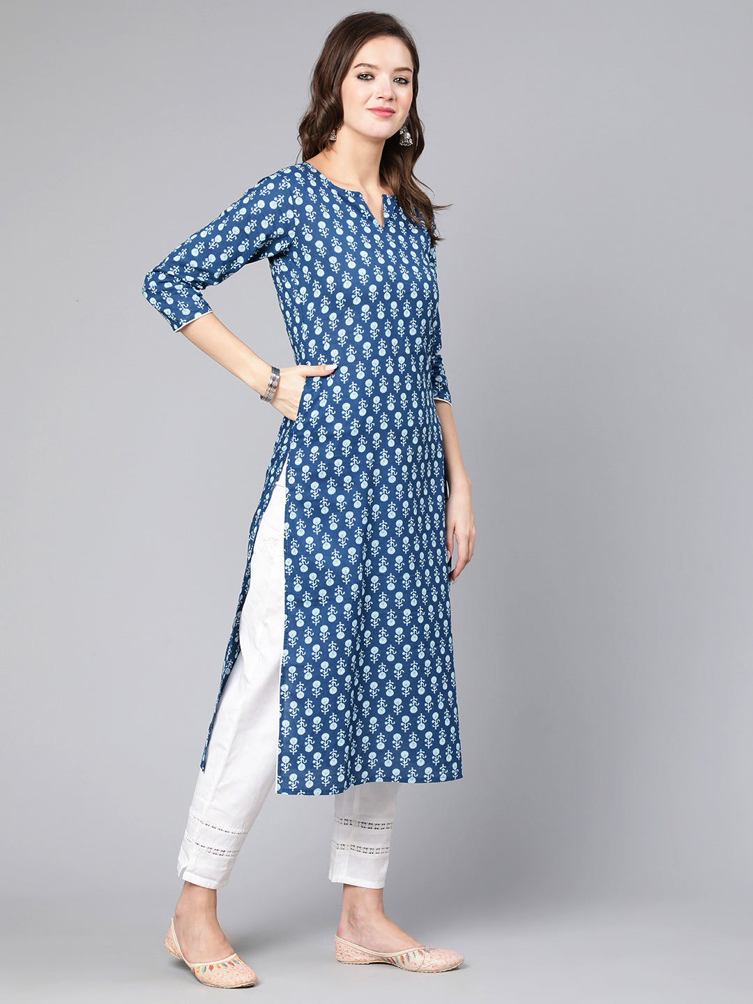 Blue Ethnic Printed Straight Kurta With Three Quarter Sleeves