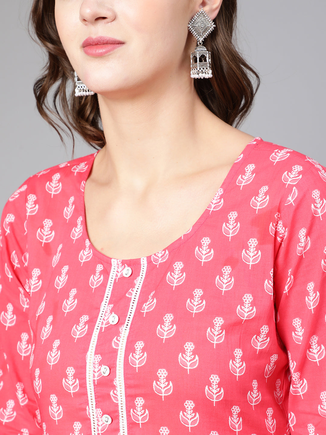 Pink Ethnic Printed Straight Kurta With Three Quarter Sleeves