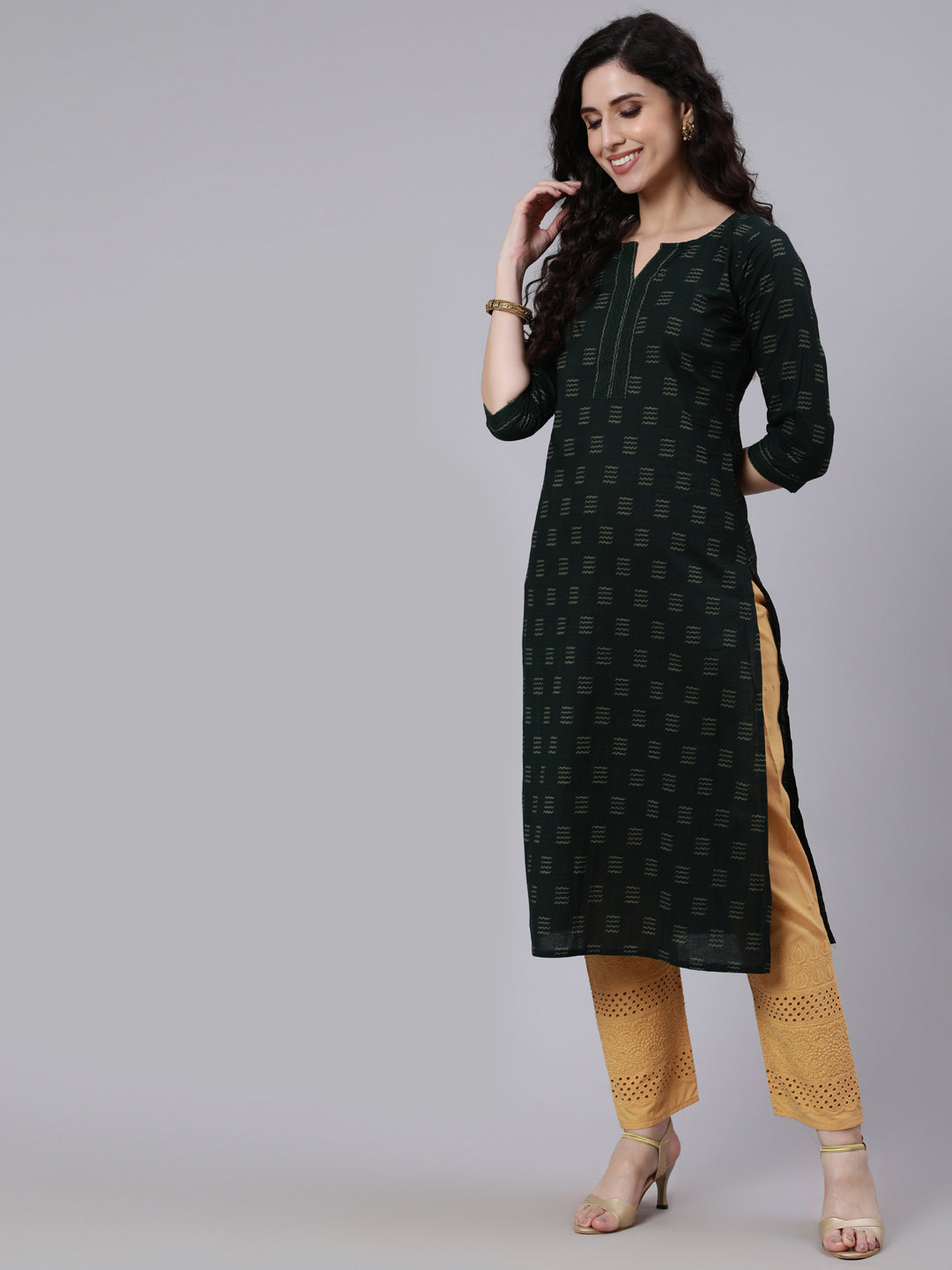 Green Abstract Printed Straight Kurta With Three Quarter Sleeves