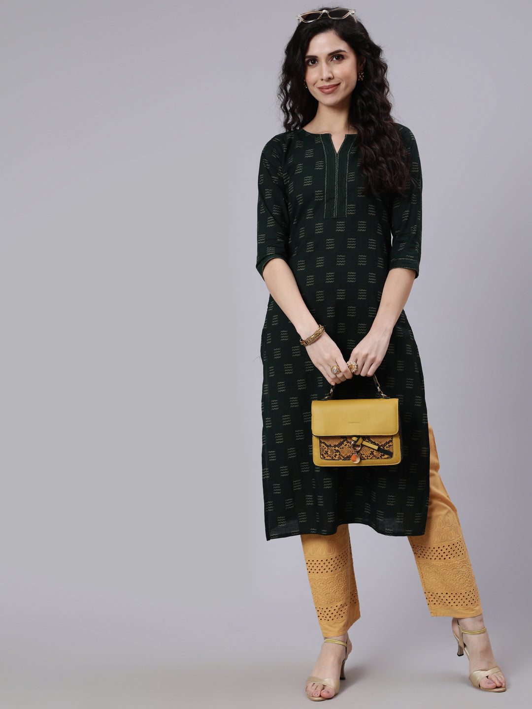 Green Abstract Printed Straight Kurta With Three Quarter Sleeves