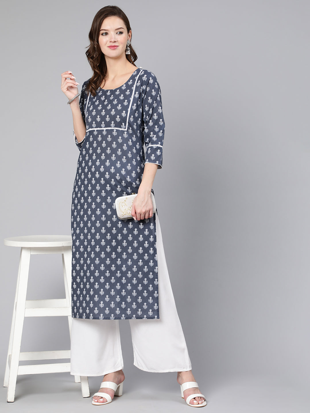 Grey Ethnic Printed Straight Kurta With Three Quarter Sleeves