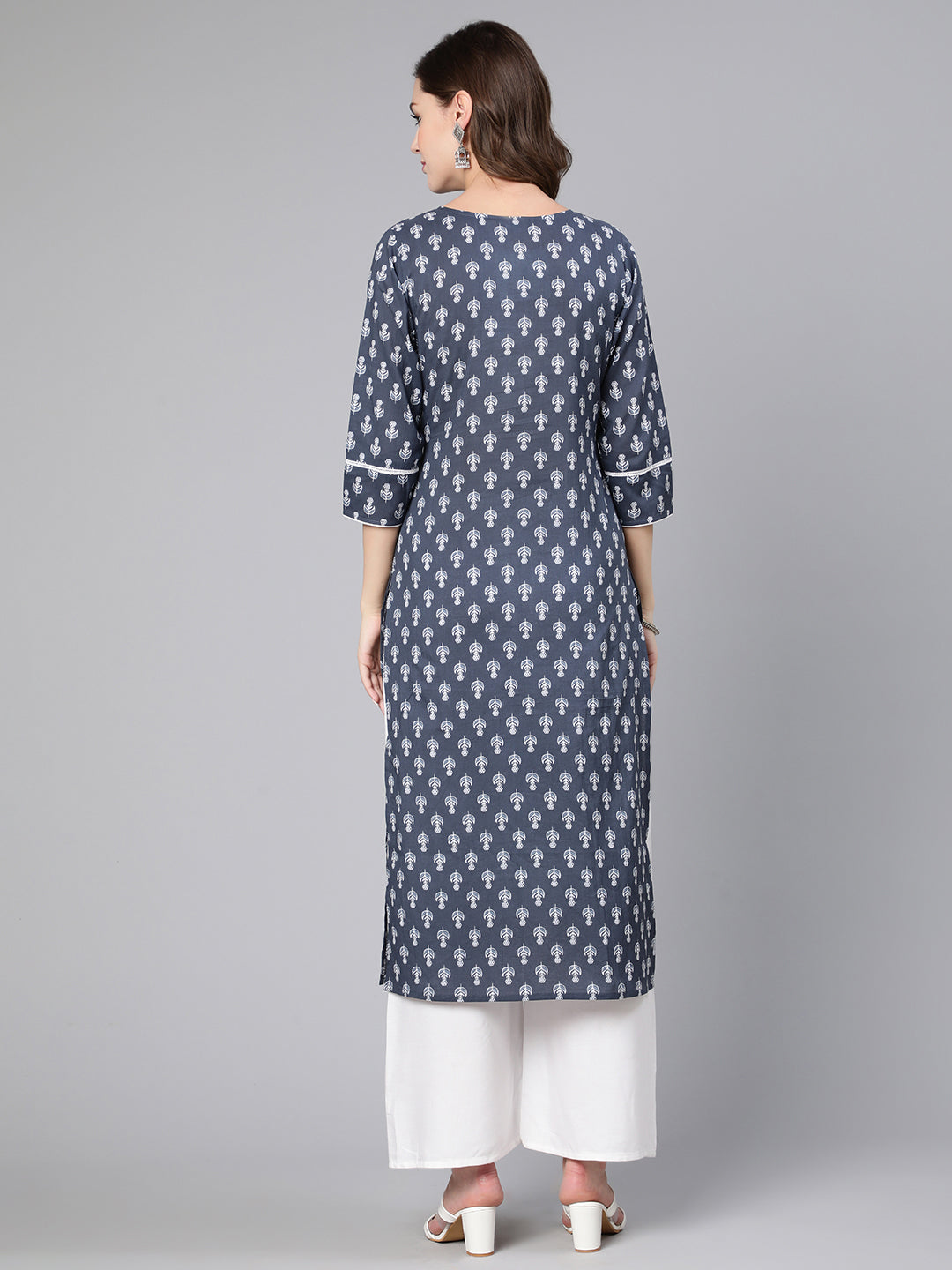 Grey Ethnic Printed Straight Kurta With Three Quarter Sleeves