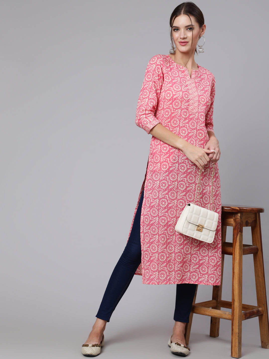 Pink Printed straight kurta with three quarter sleeves