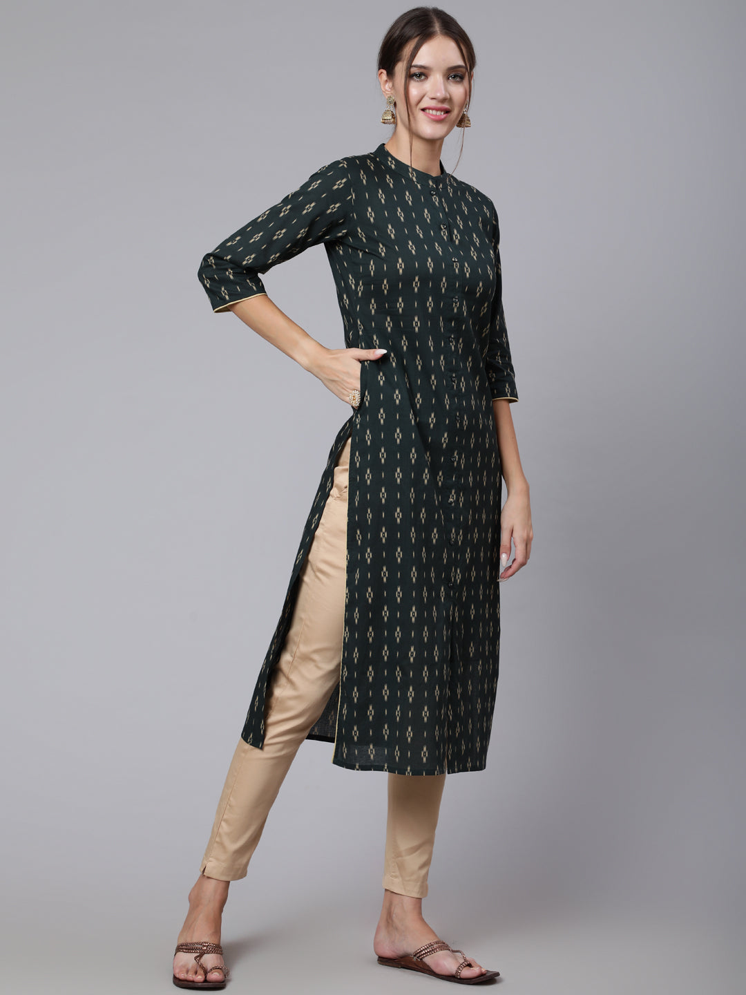 Green Printed Straight Kurta With Three Quarter Sleeves