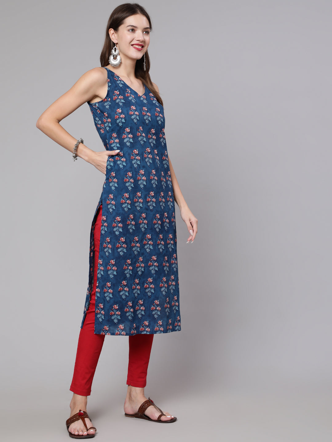 Blue Printed Straight Kurta With Three Quarter Sleeves