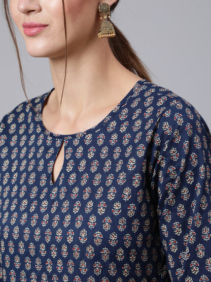 Blue Printed straight kurta with three quarter sleeves