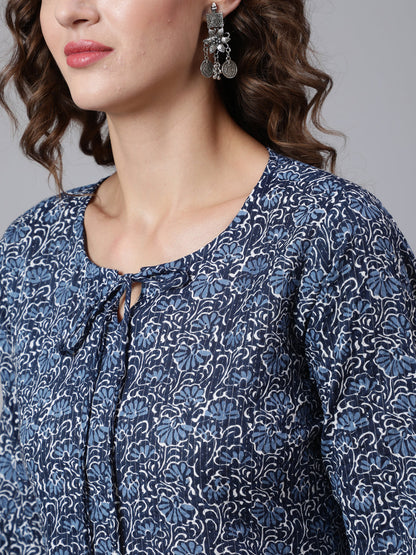 Blue Printed straight kurta with three quarter sleeves