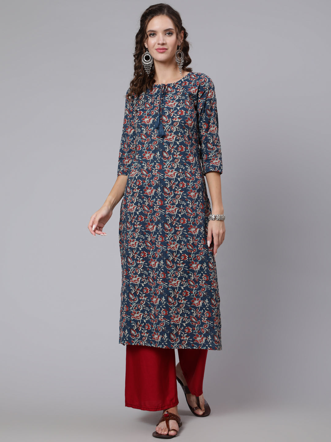 Blue Printed straight kurta with three quarter sleeves