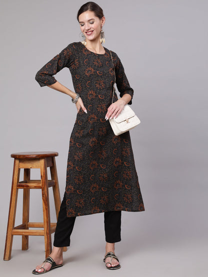 Black Printed straight kurta with three quarter sleeves
