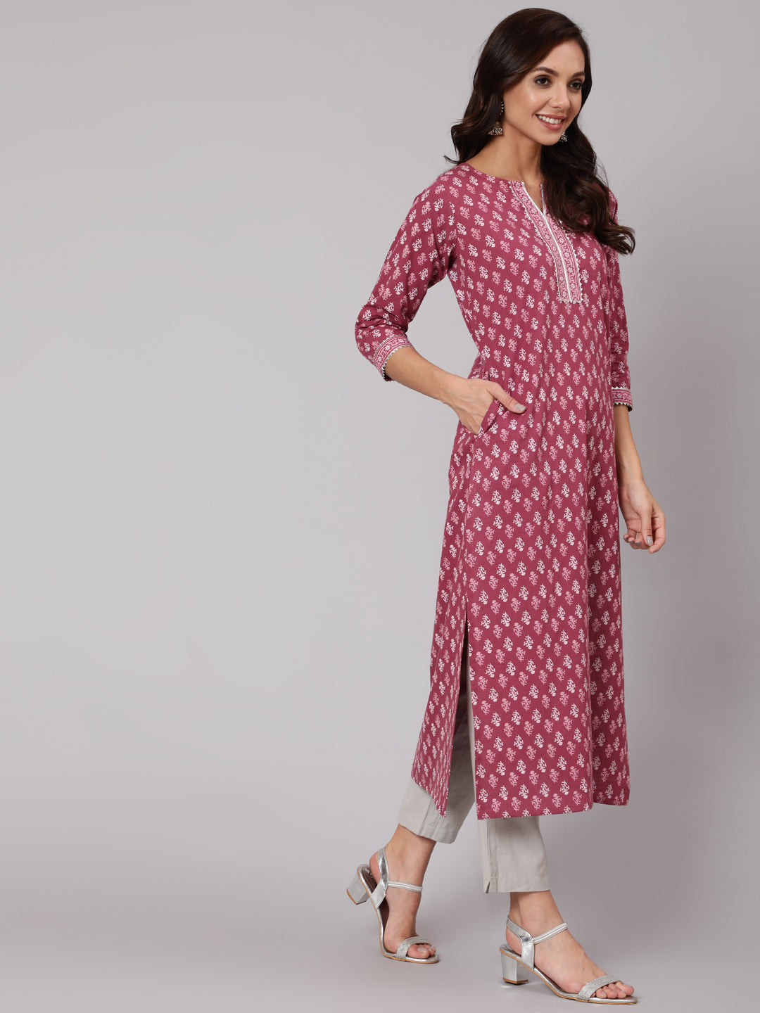 Mauve Printed Straight Kurta With Three Quarter Sleeves