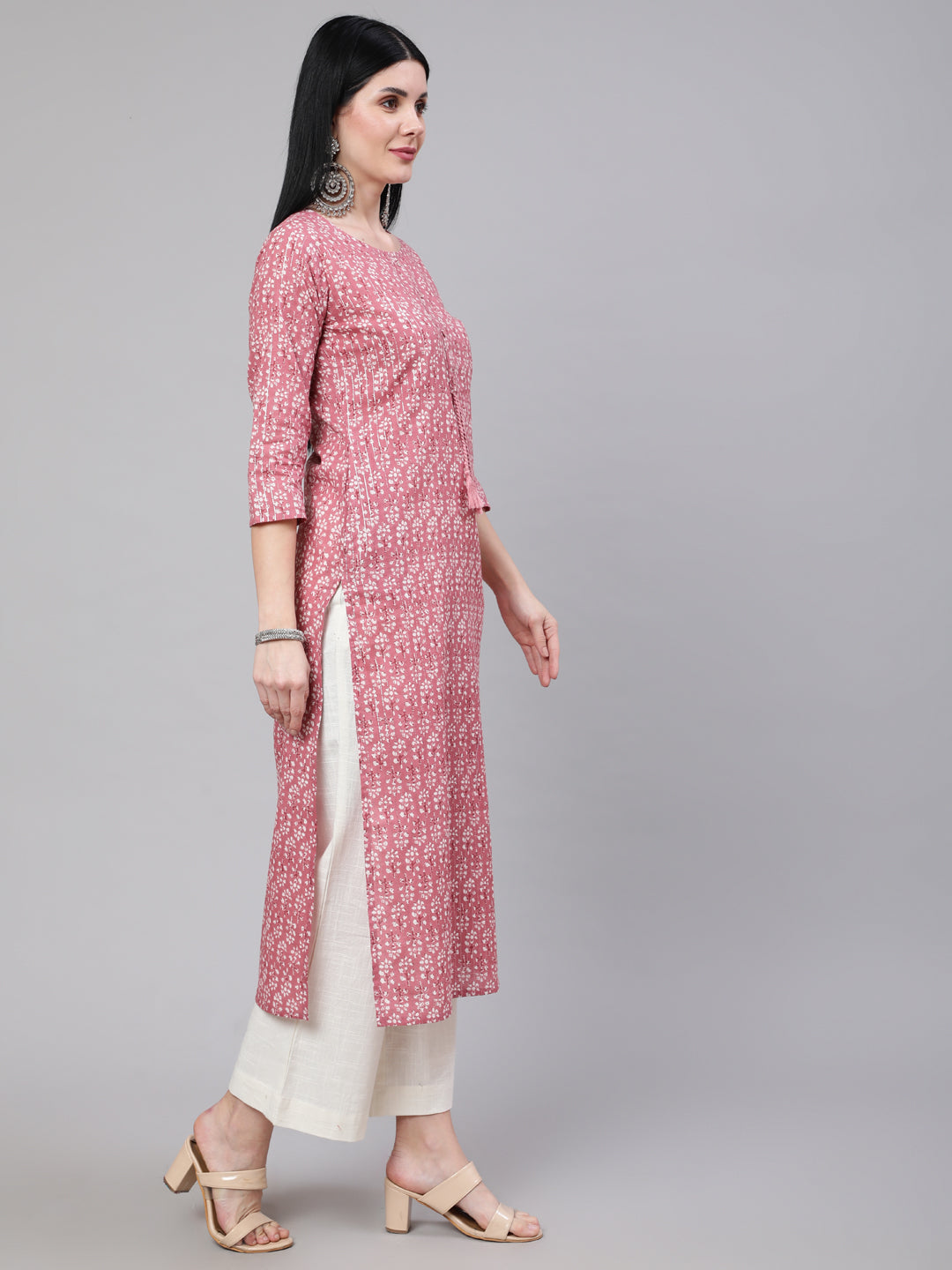 Mauve Ethnic Printed Straight Kurta With Three Quarter Sleeves