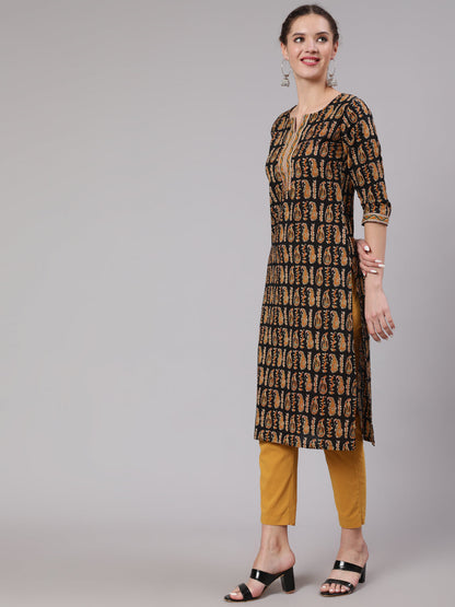 Black Ethnic Printed Straight Kurta With Three Quarter Sleeves