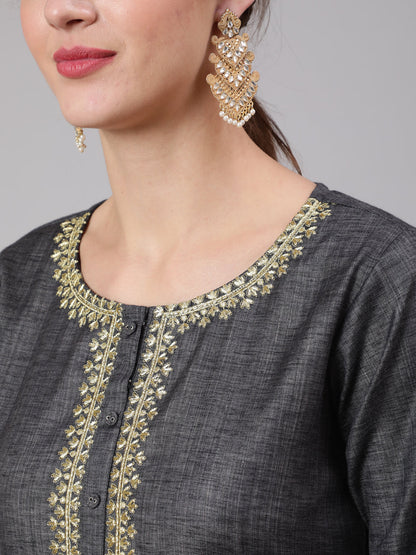 Grey Embridered Straight Kurta With Three Quarter Sleeves