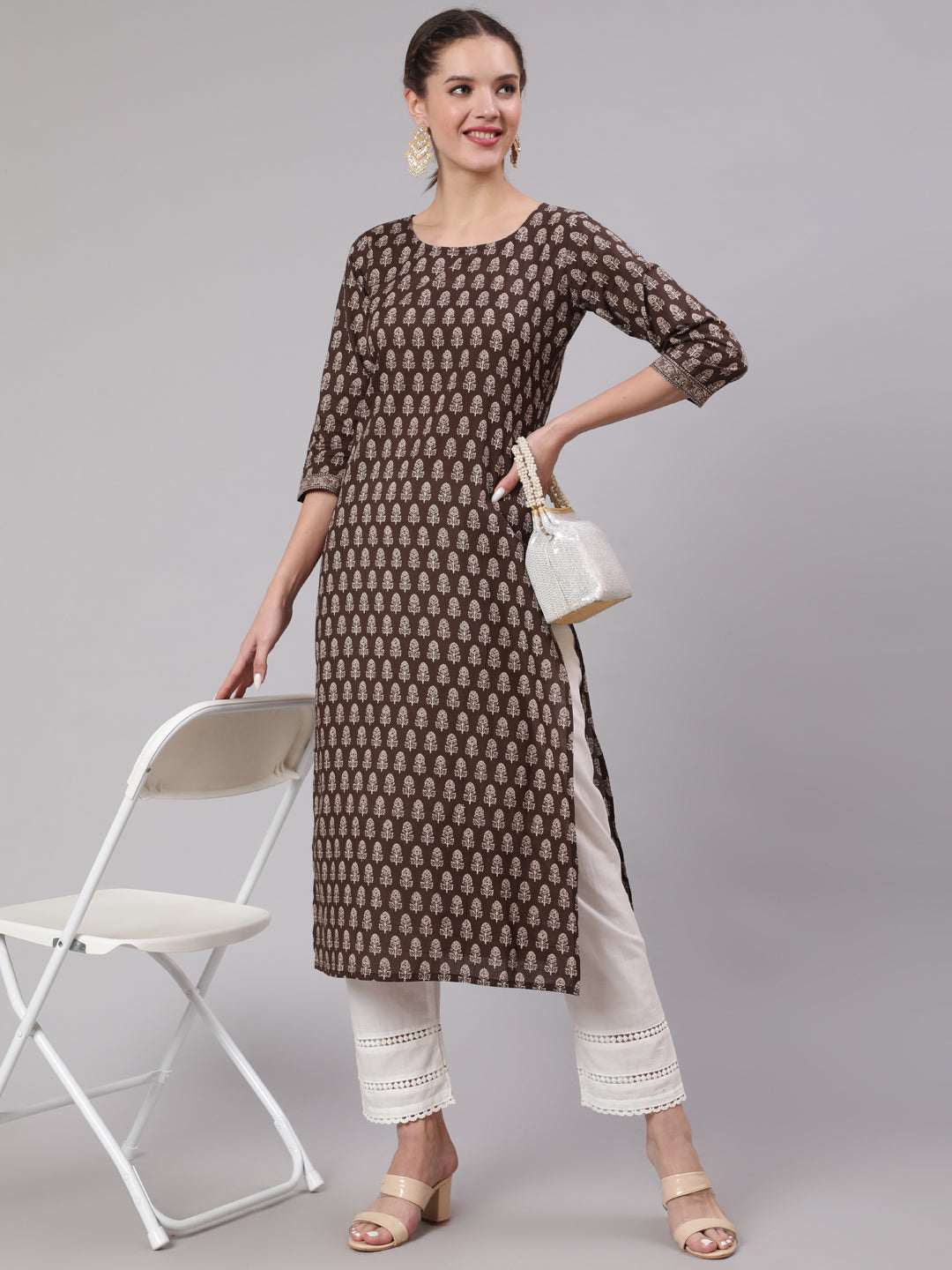 Brown Ethnic Printed Straight Kurta With Three Quarter Sleeves
