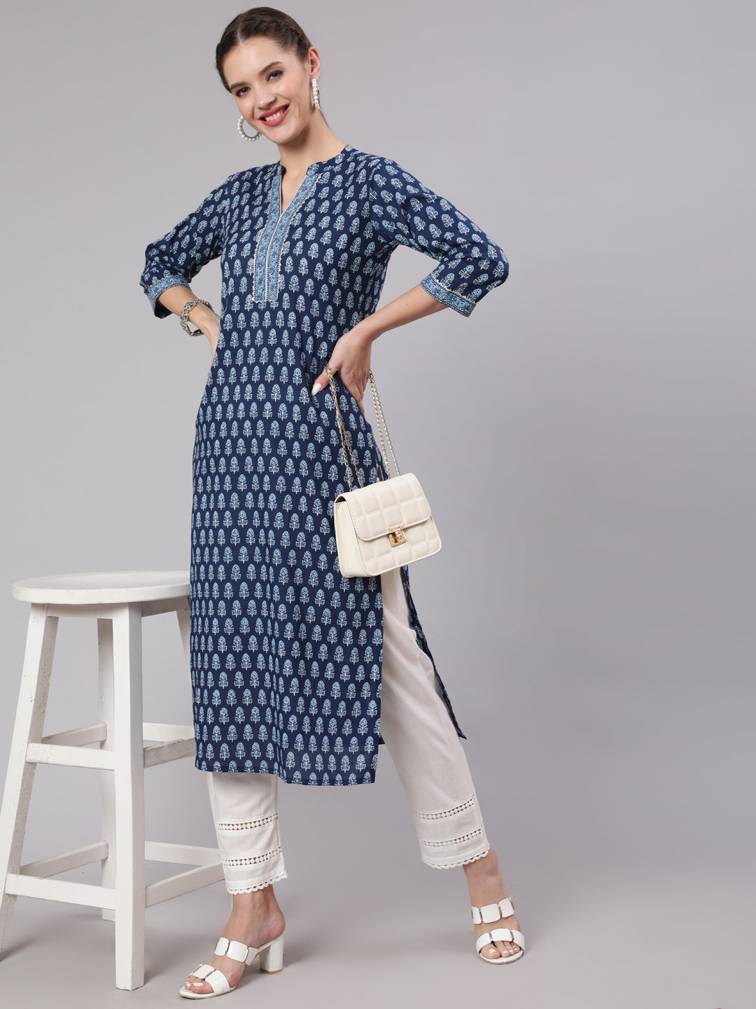 Blue Printed Straight Kurta With Three Quarter Sleeves