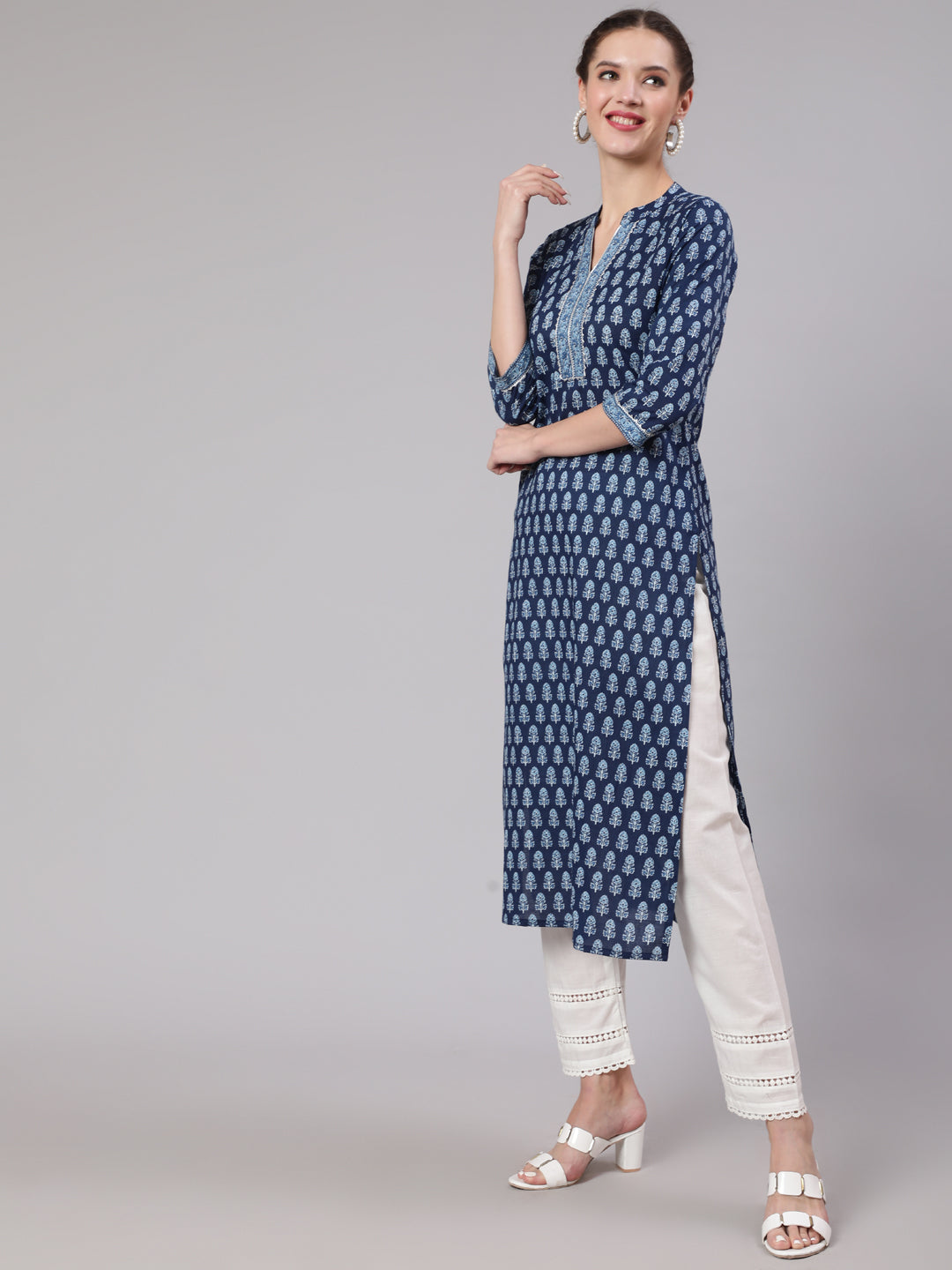 Blue Printed Straight Kurta With Three Quarter Sleeves