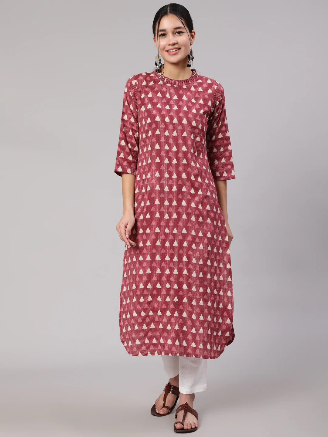 Mauve Ethnic Printed Straight Kurta With Three Quarter Sleeves