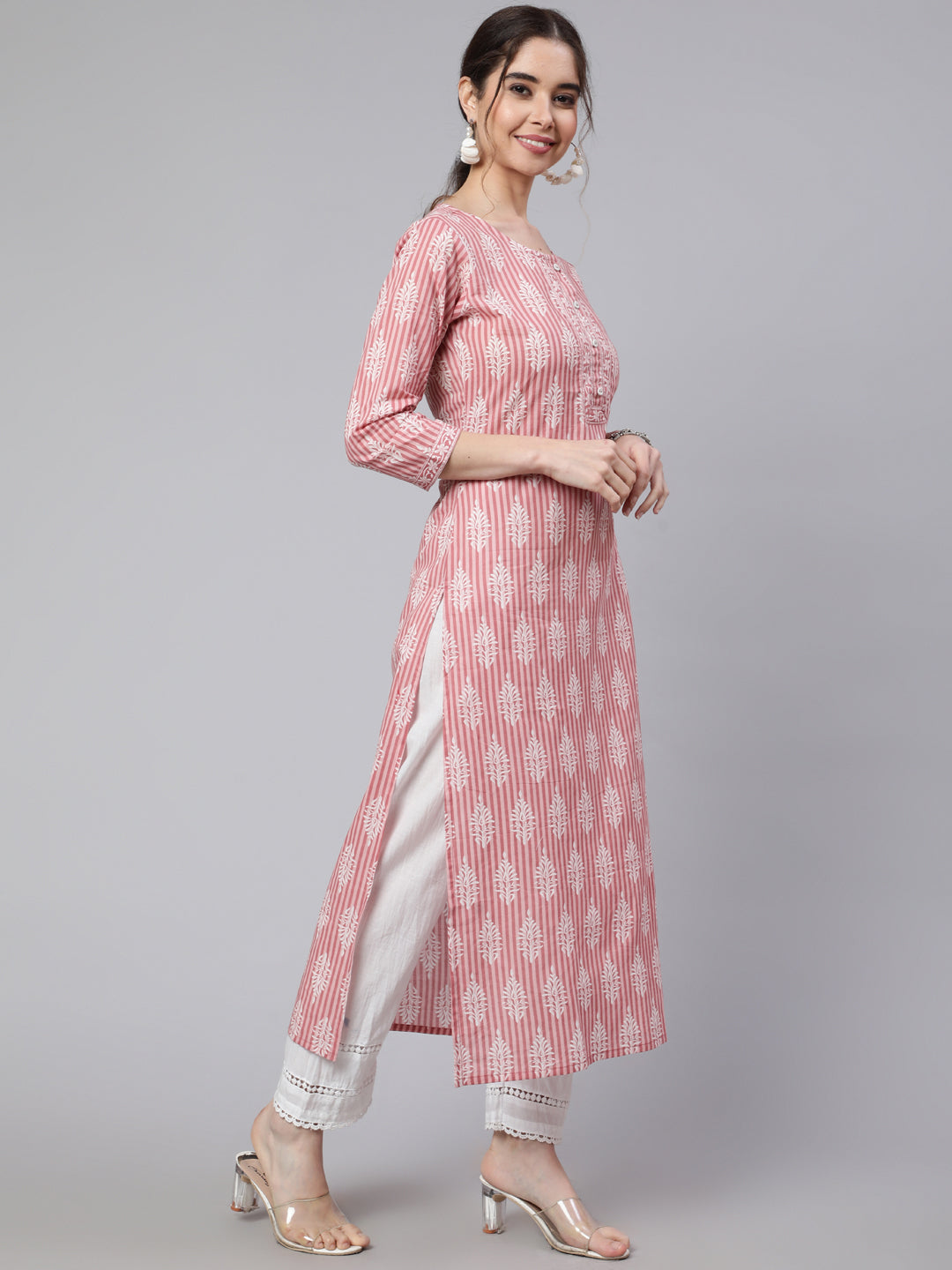Pink Printed Straight Kurta With Three Quarter Sleeves