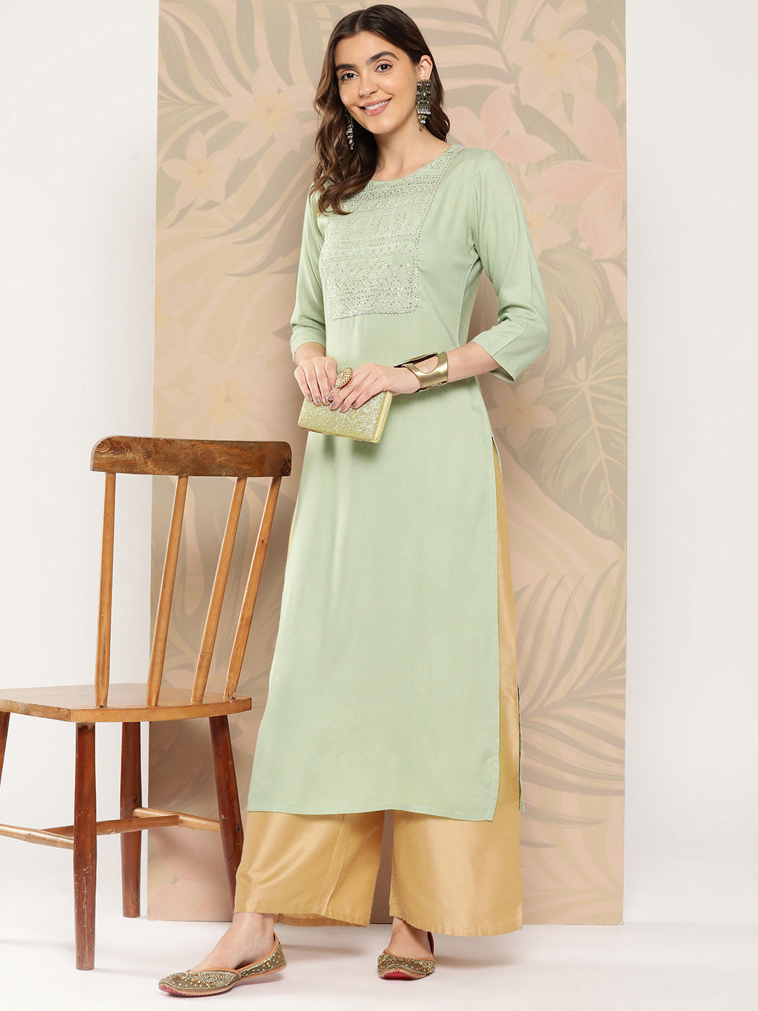 Green Embroidered Printed Straight Kurta With Three Quarter Sleeves