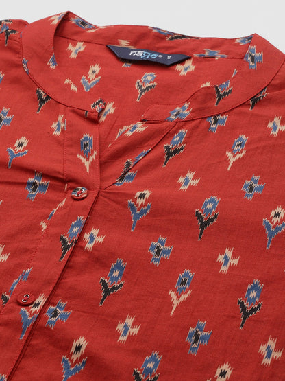 Red Straight Kurta With Three Quarter Sleeves