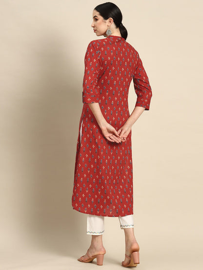 Red Straight Kurta With Three Quarter Sleeves