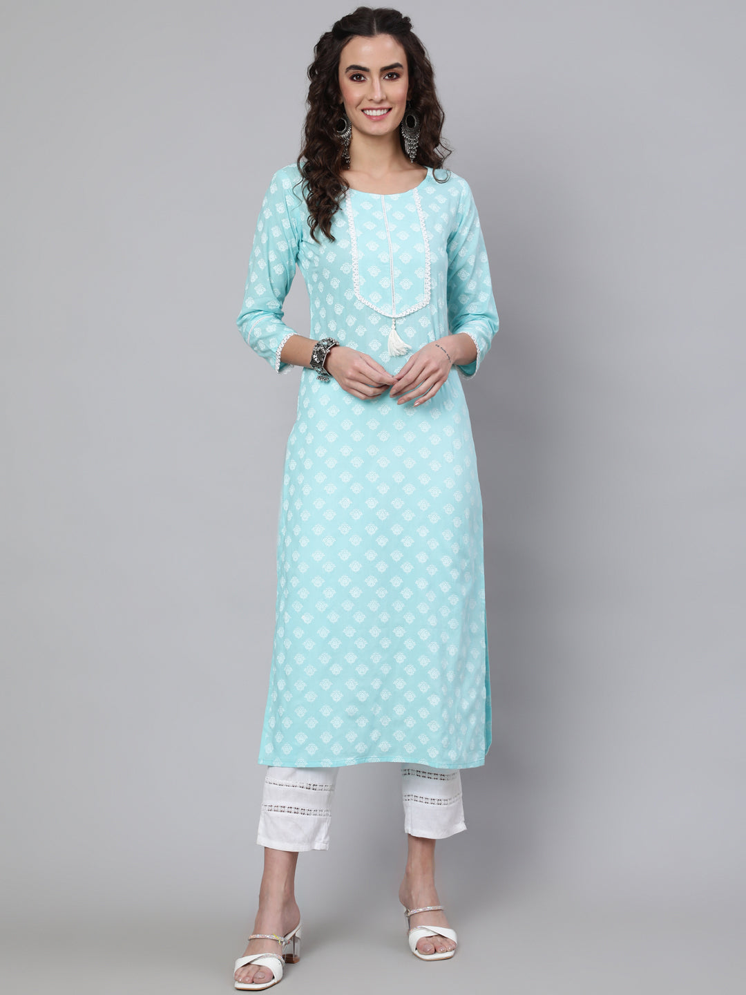 Blue Ethnic Printed Straight Kurta With Three Quarter Sleeves