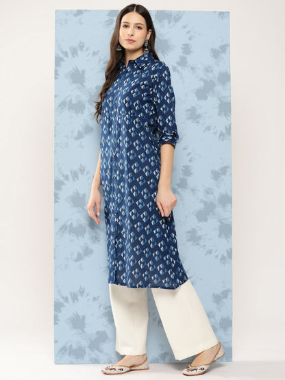 Blue Geometric Printed Straight Kurta With Three Quarter Sleeves