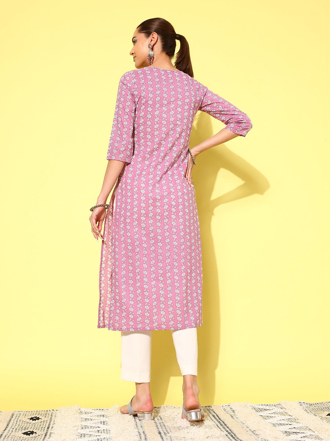 Purple Ethnic Printed Straight Kurta With Three Quarter Sleeves