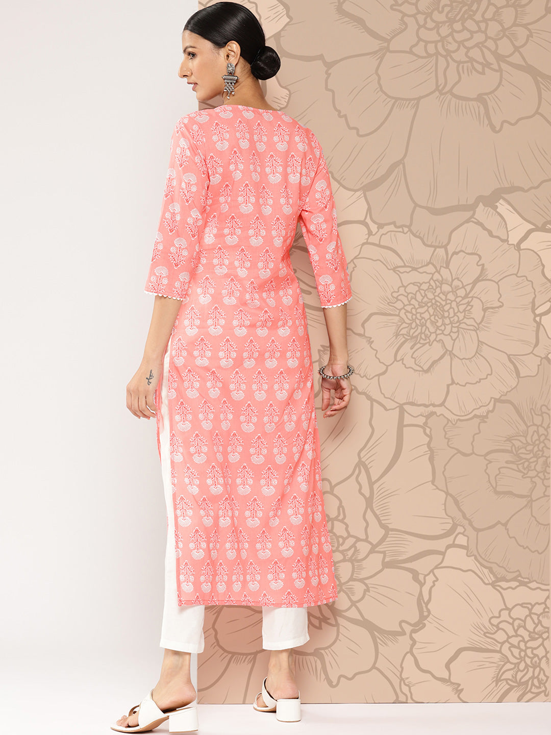 Pink Printed Straight Kurta With Three Quarter Sleeves