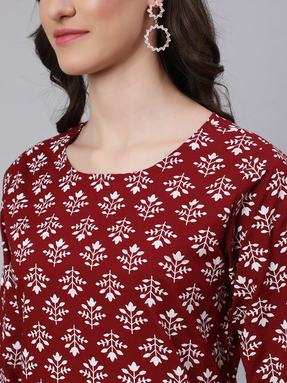 Maroon Printed Straight Kurta With Three Quarter Sleeves