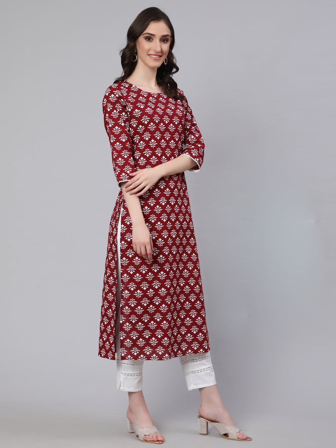 Maroon Printed Straight Kurta With Three Quarter Sleeves