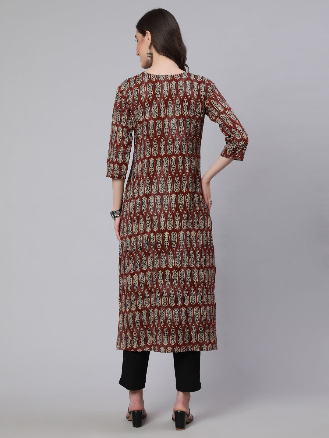 Maroon Printed Straight Kurta With Three Quarter Sleeves